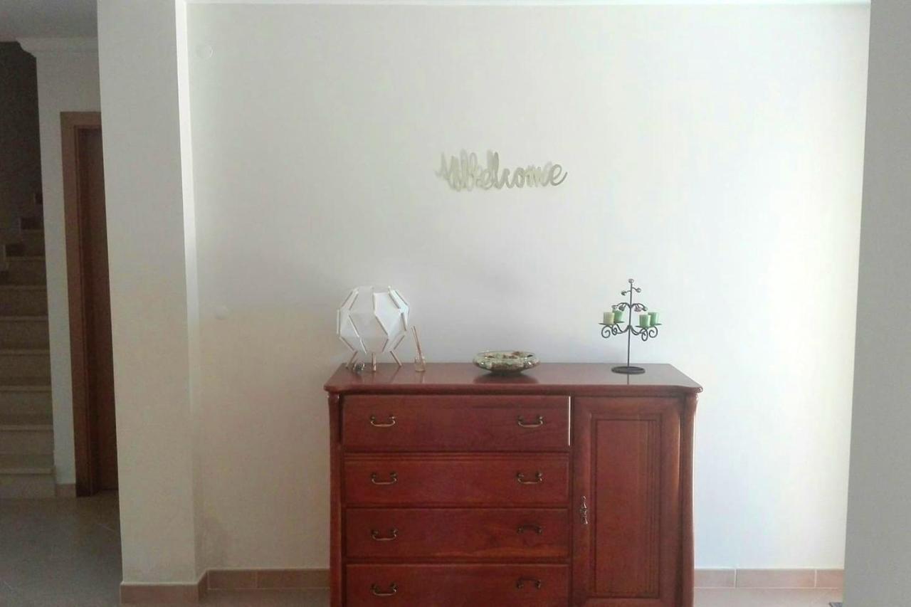 Spacious House In Aldeia Dos Pinheiros With Pool อาเซย์เตา ภายนอก รูปภาพ