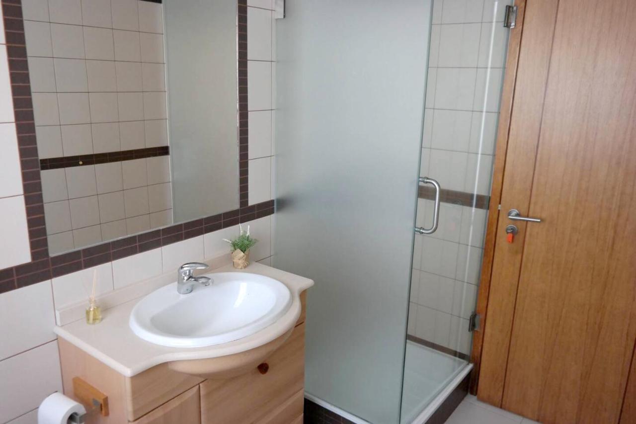 Spacious House In Aldeia Dos Pinheiros With Pool อาเซย์เตา ภายนอก รูปภาพ