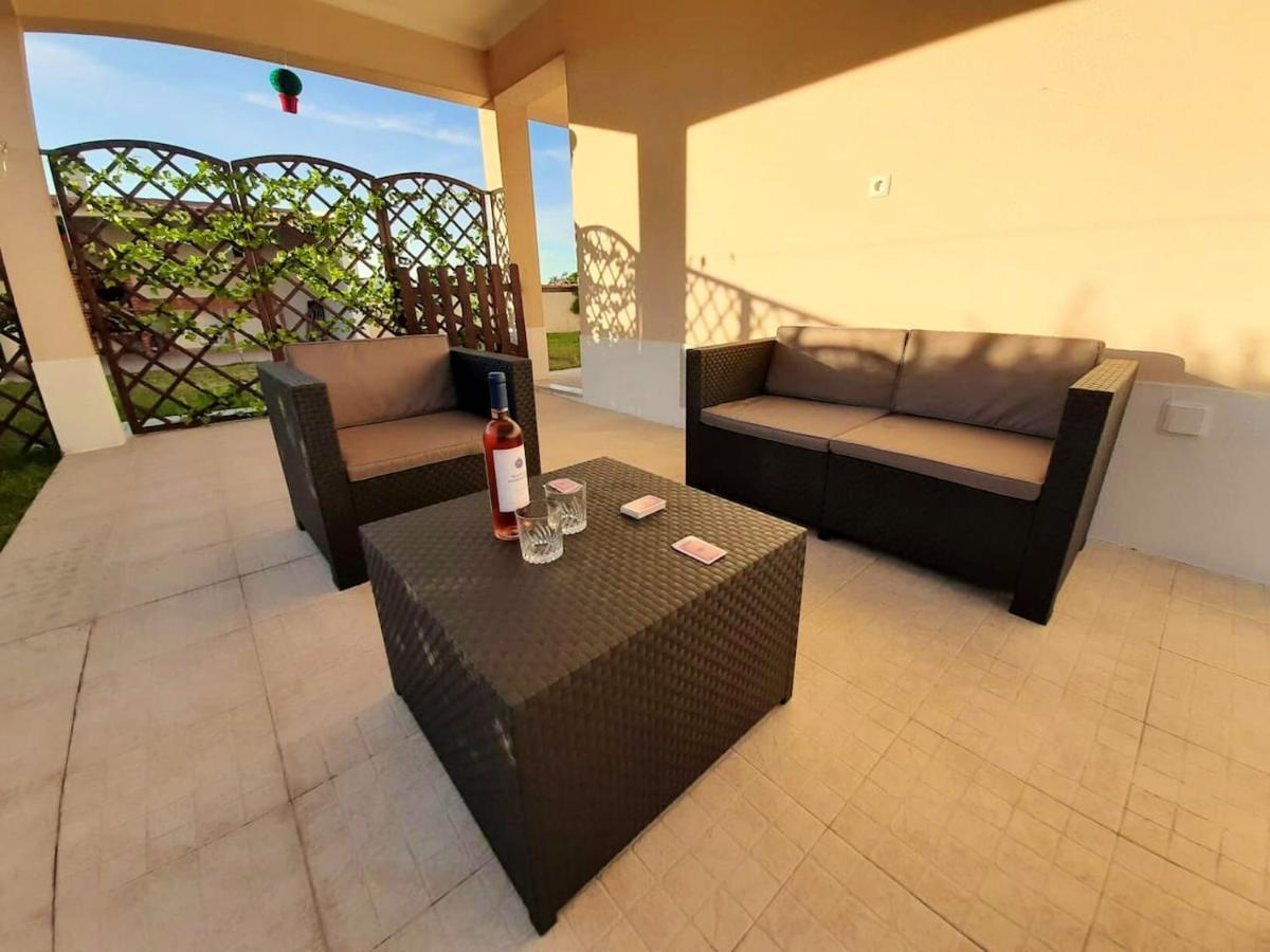 Spacious House In Aldeia Dos Pinheiros With Pool อาเซย์เตา ภายนอก รูปภาพ