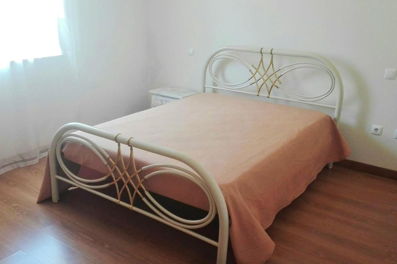 Spacious House In Aldeia Dos Pinheiros With Pool อาเซย์เตา ภายนอก รูปภาพ