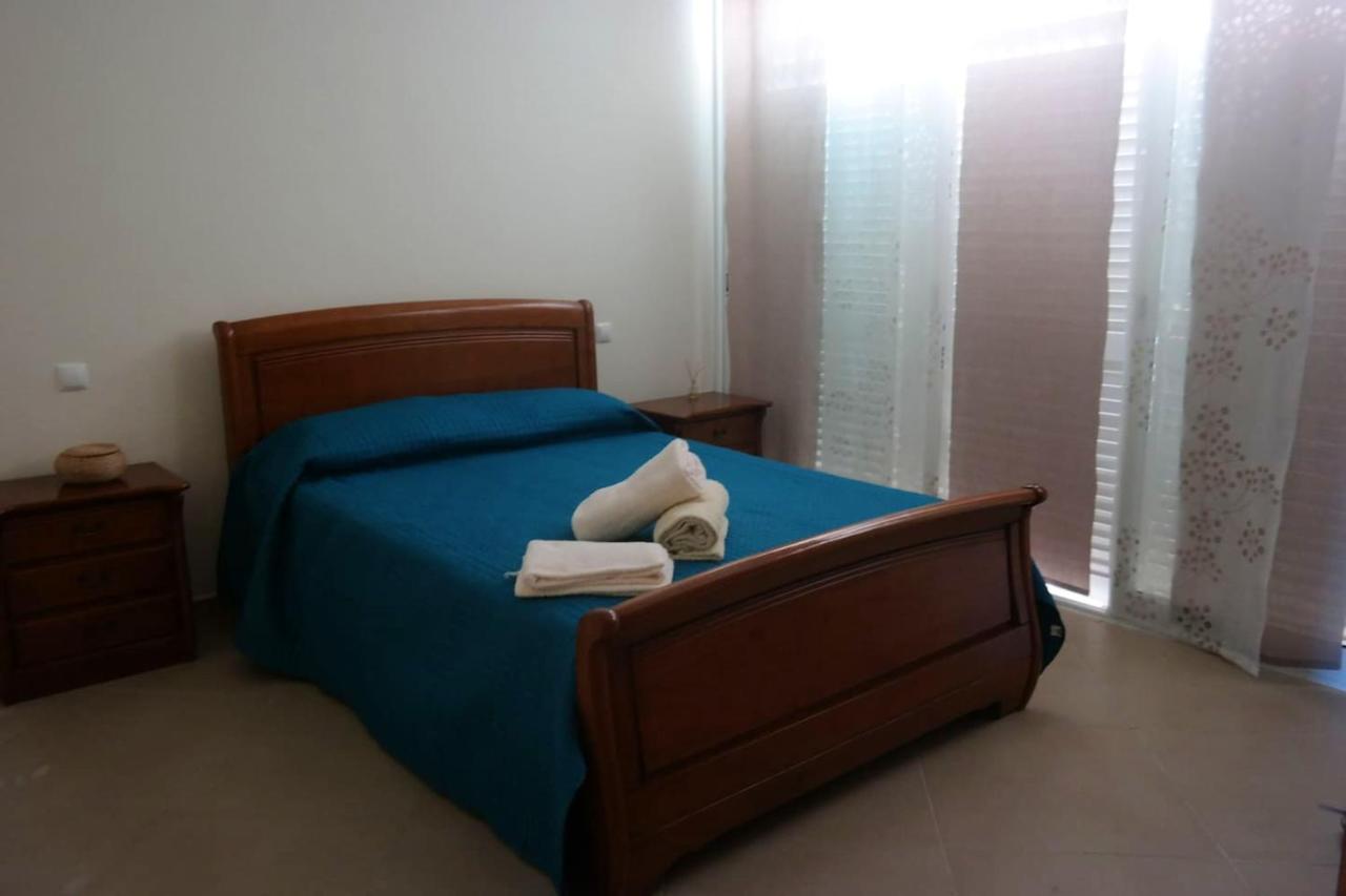Spacious House In Aldeia Dos Pinheiros With Pool อาเซย์เตา ภายนอก รูปภาพ