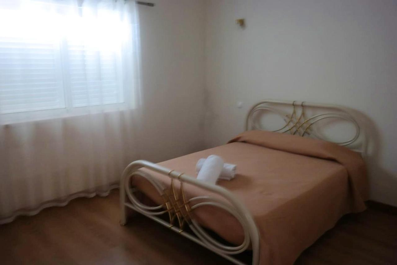 Spacious House In Aldeia Dos Pinheiros With Pool อาเซย์เตา ภายนอก รูปภาพ